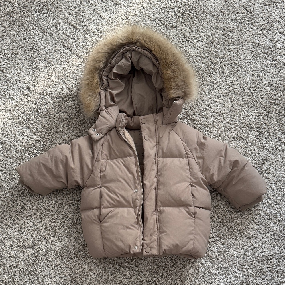 Zara Beige Feather Outerwear